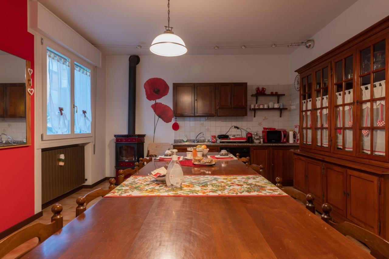 Al Casale B&B Casalserugo Bagian luar foto