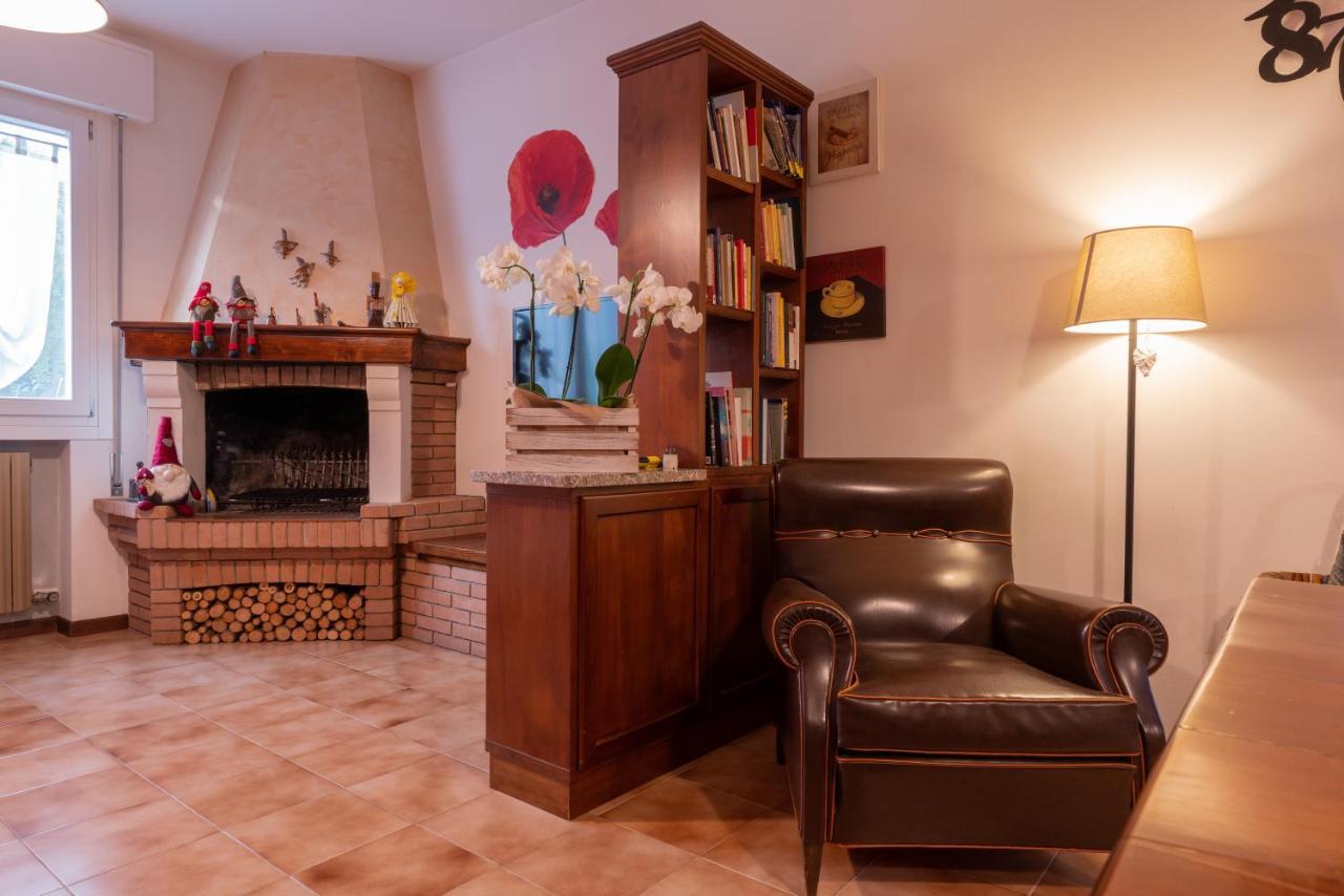 Al Casale B&B Casalserugo Bagian luar foto